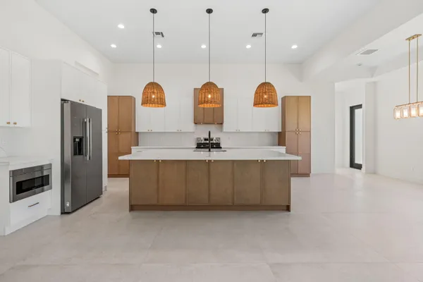 $4,750 | 632 Southeast Seahouse Drive, Port St. Lucie, FL 34983