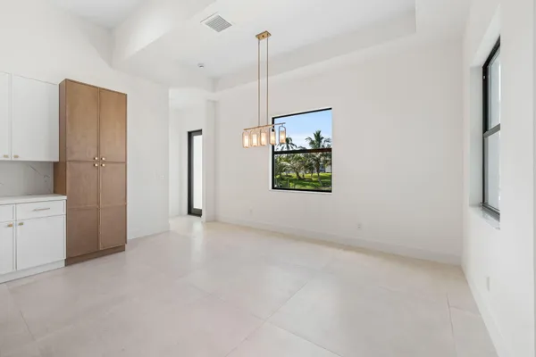 $4,750 | 632 Southeast Seahouse Drive, Port St. Lucie, FL 34983