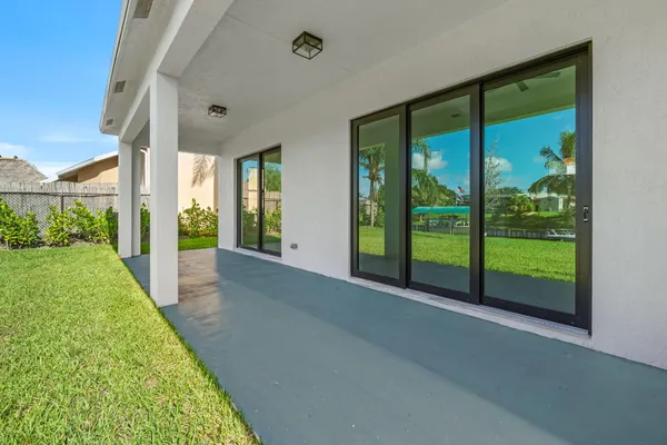 $4,750 | 632 Southeast Seahouse Drive, Port St. Lucie, FL 34983