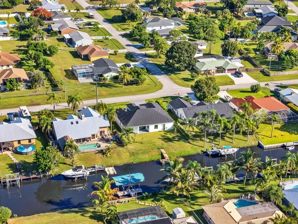 $4,750 | 632 Southeast Seahouse Drive, Port St. Lucie, FL 34983