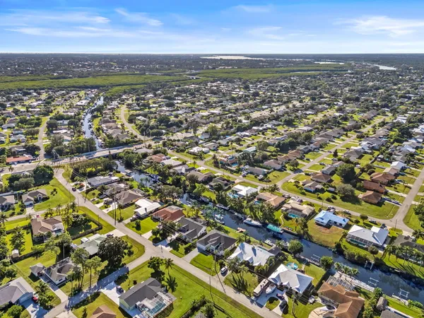 $4,750 | 632 Southeast Seahouse Drive, Port St. Lucie, FL 34983