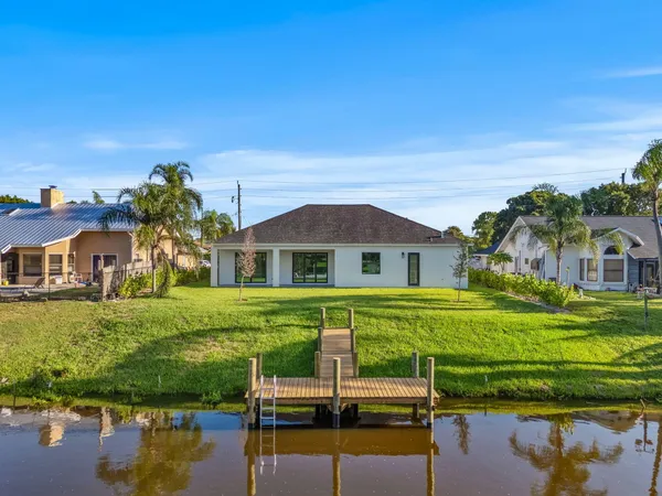 $4,750 | 632 Southeast Seahouse Drive, Port St. Lucie, FL 34983