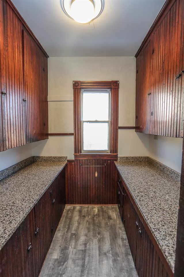 281 Calef Road Manchester, NH 03103 - Photo 14 of 28