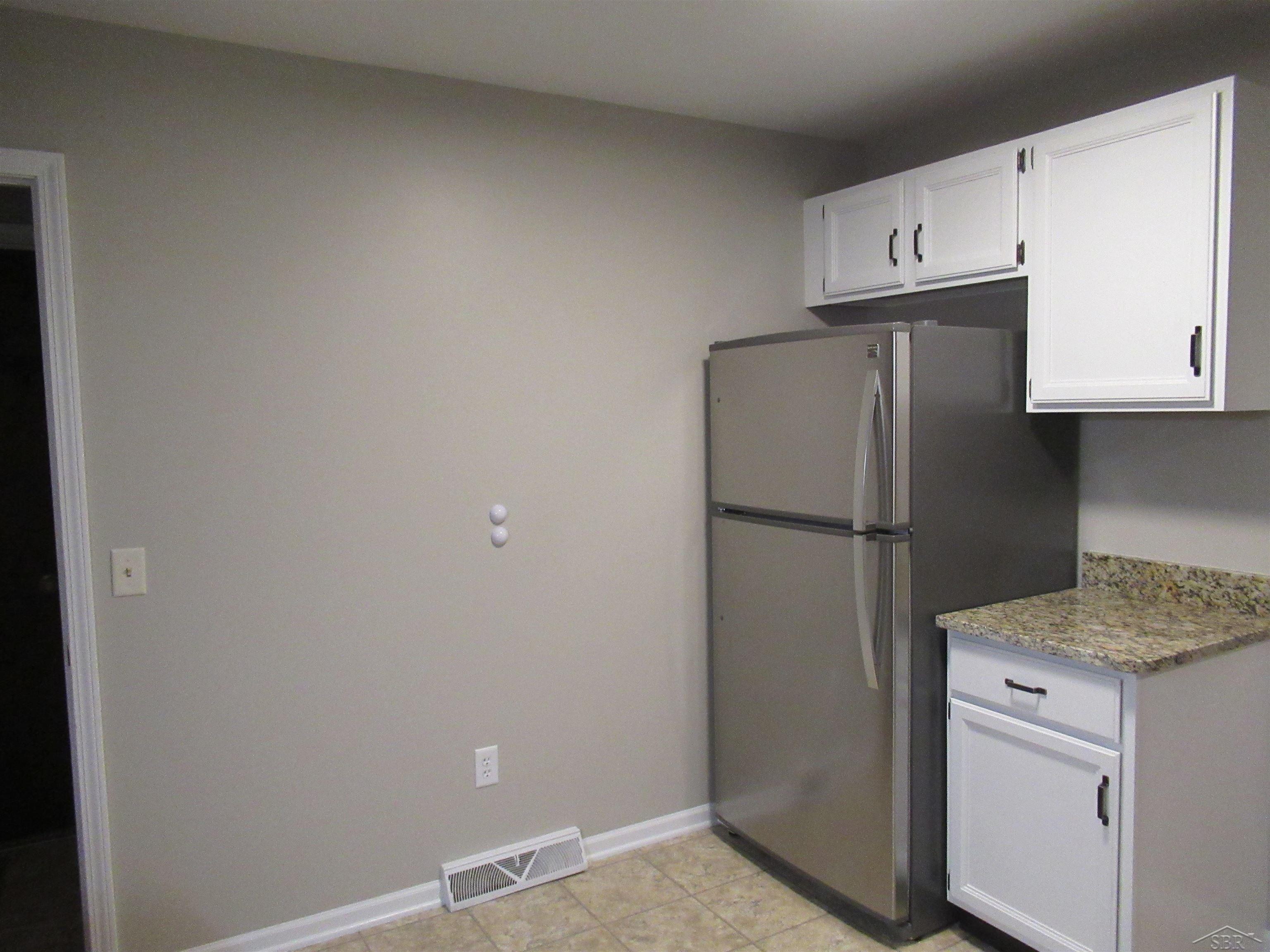 4752 Shattuck Road Saginaw, MI 48603 - Photo 11 of 26 50099847-10.JPG