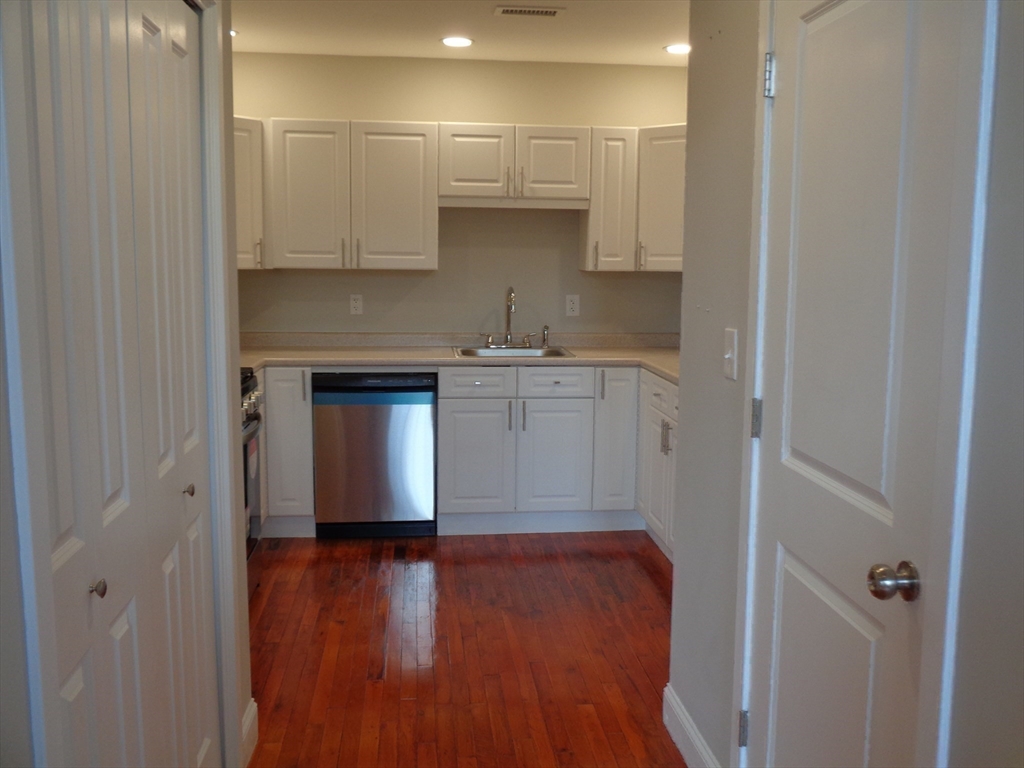 12 Brookside Road, Unit 20 Westford, MA 01886 - Photo 17 of 25 Gallery Image 17