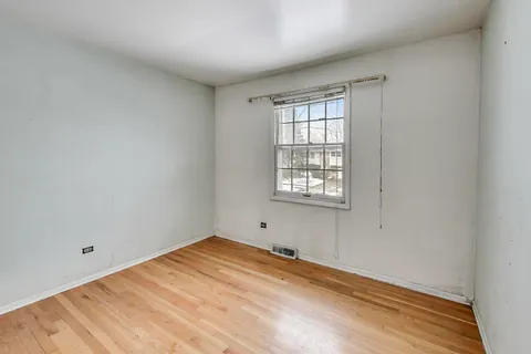 $119,000 | 17022 Magnolia Drive, Hazel Crest, IL 60429