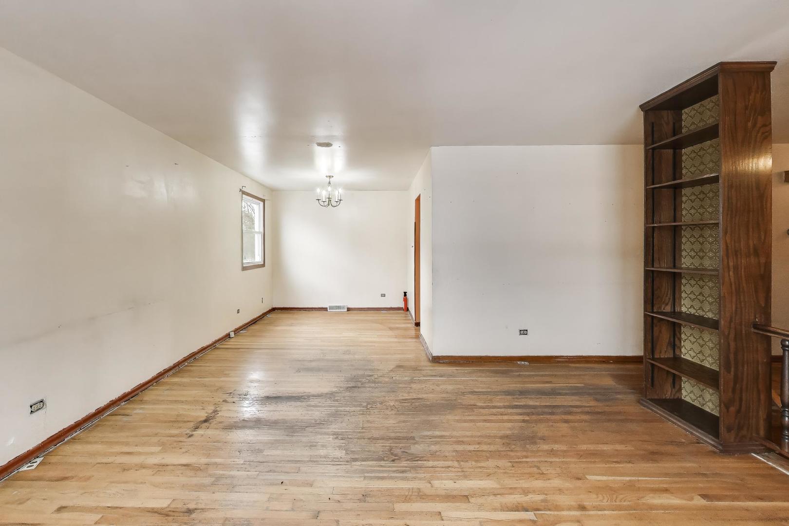 17022 Magnolia Drive Hazel Crest, IL 60429 - Photo 5 of 35