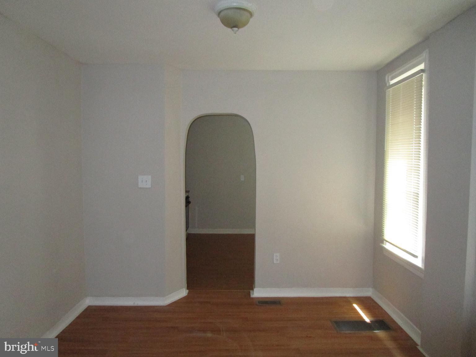 4049 North 8th Street Philadelphia, PA 19140 - Photo 3 of 30