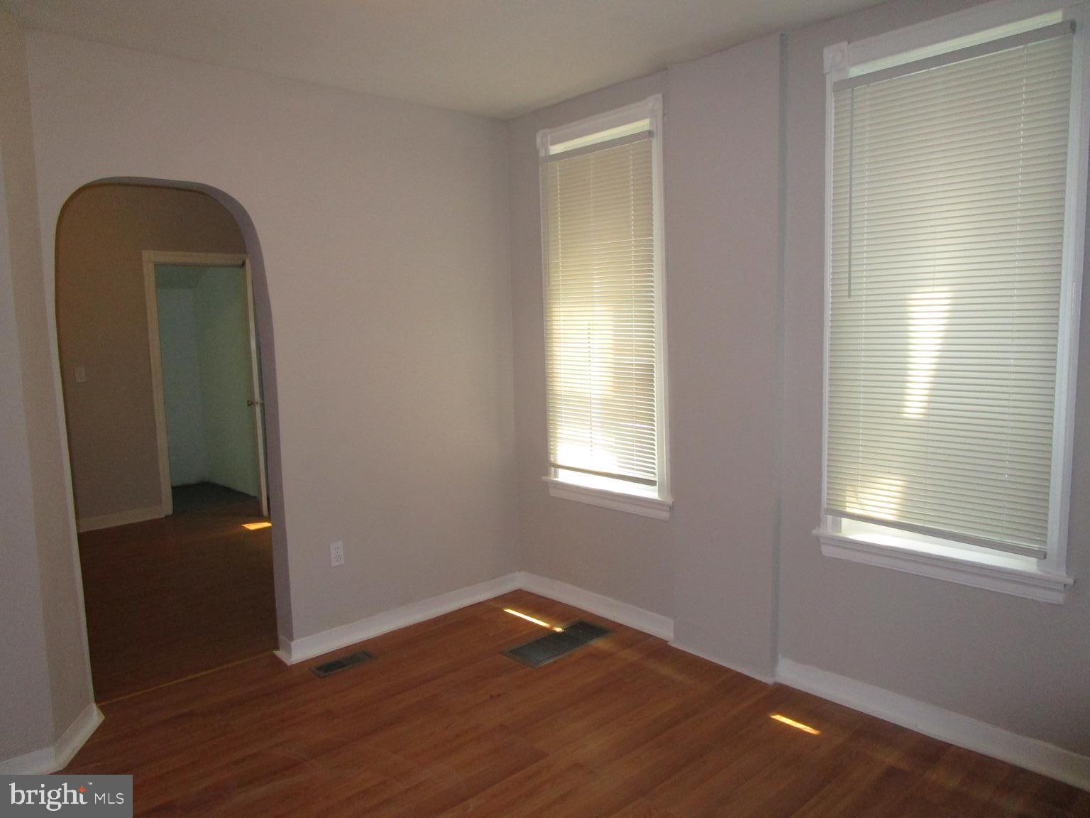 4049 North 8th Street Philadelphia, PA 19140 - Photo 7 of 30