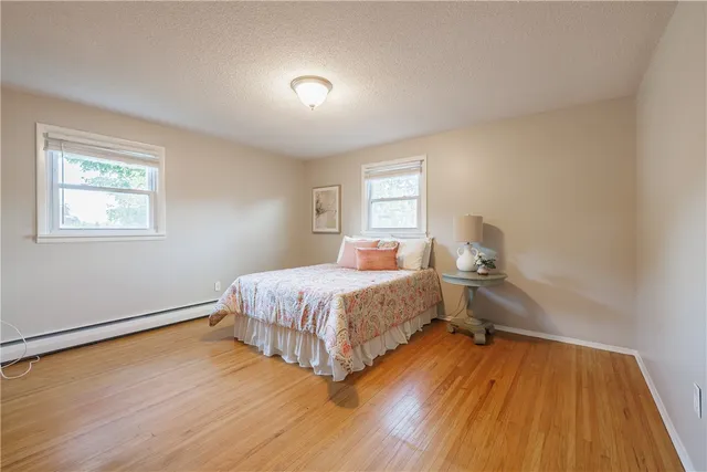 $260,000 | 8 Flagstaff Drive, Irondequoit, NY 14622