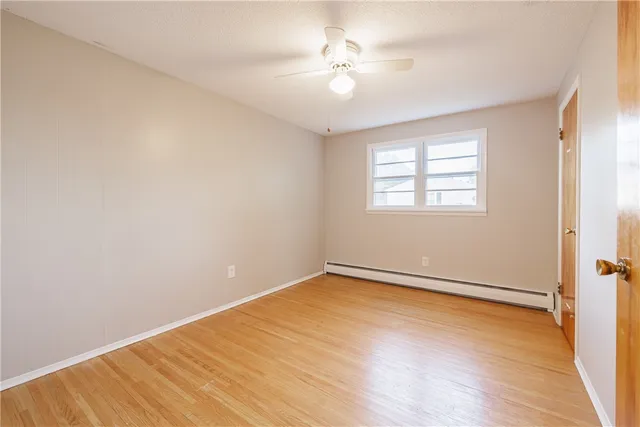 $260,000 | 8 Flagstaff Drive, Irondequoit, NY 14622