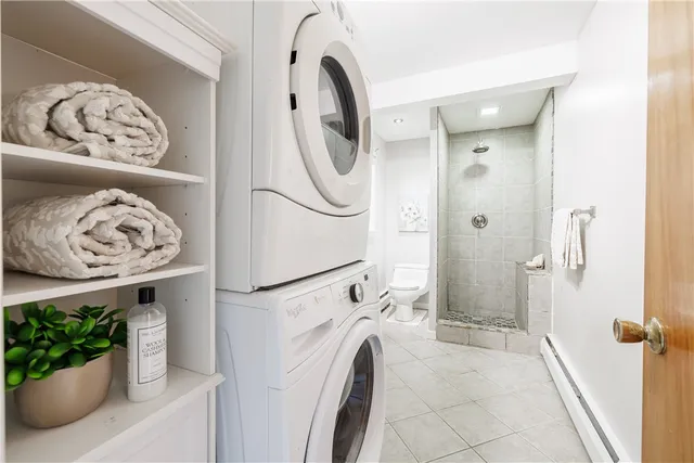 $260,000 | 8 Flagstaff Drive, Irondequoit, NY 14622