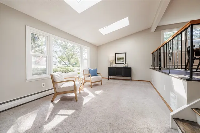 $260,000 | 8 Flagstaff Drive, Irondequoit, NY 14622