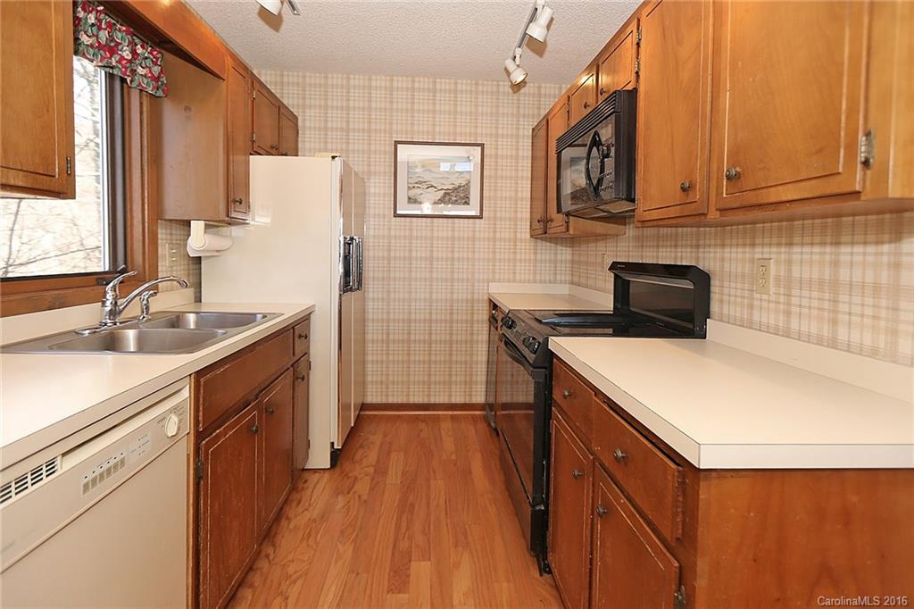 600 Brandywine Road, Unit 7 Waynesville, NC 28786 - Photo 13 of 20
