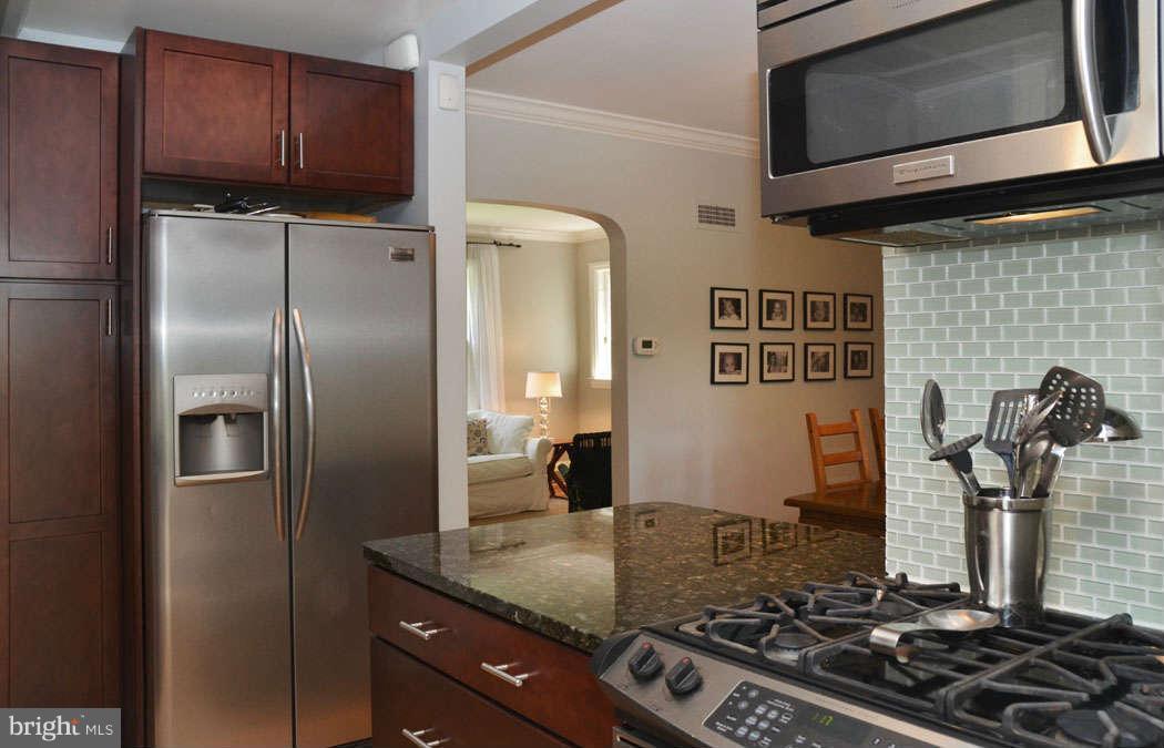 5706 Gloster Road Bethesda, MD 20816 - Photo 13 of 30 Kitchen
