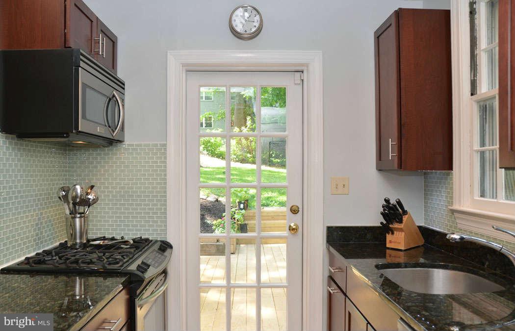 5706 Gloster Road Bethesda, MD 20816 - Photo 15 of 30 Kitchen