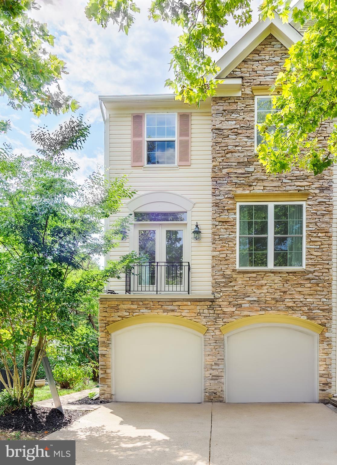 42853 Golf View Drive Chantilly, VA 20152 - Photo 1 of 23