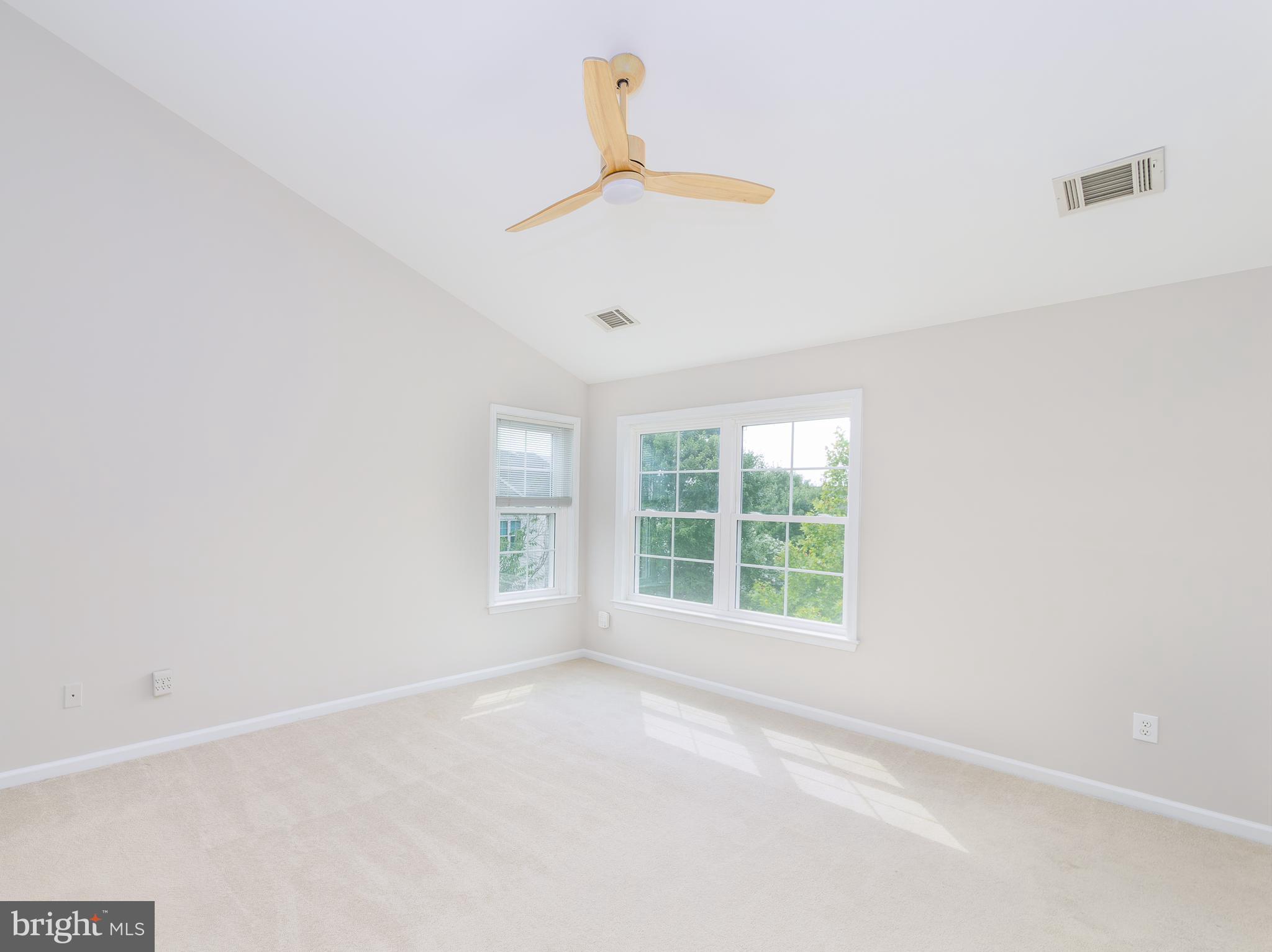 42853 Golf View Drive Chantilly, VA 20152 - Photo 12 of 23