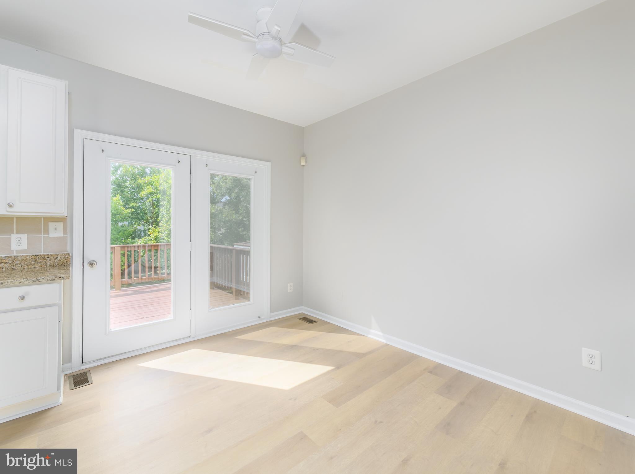 42853 Golf View Drive Chantilly, VA 20152 - Photo 4 of 23