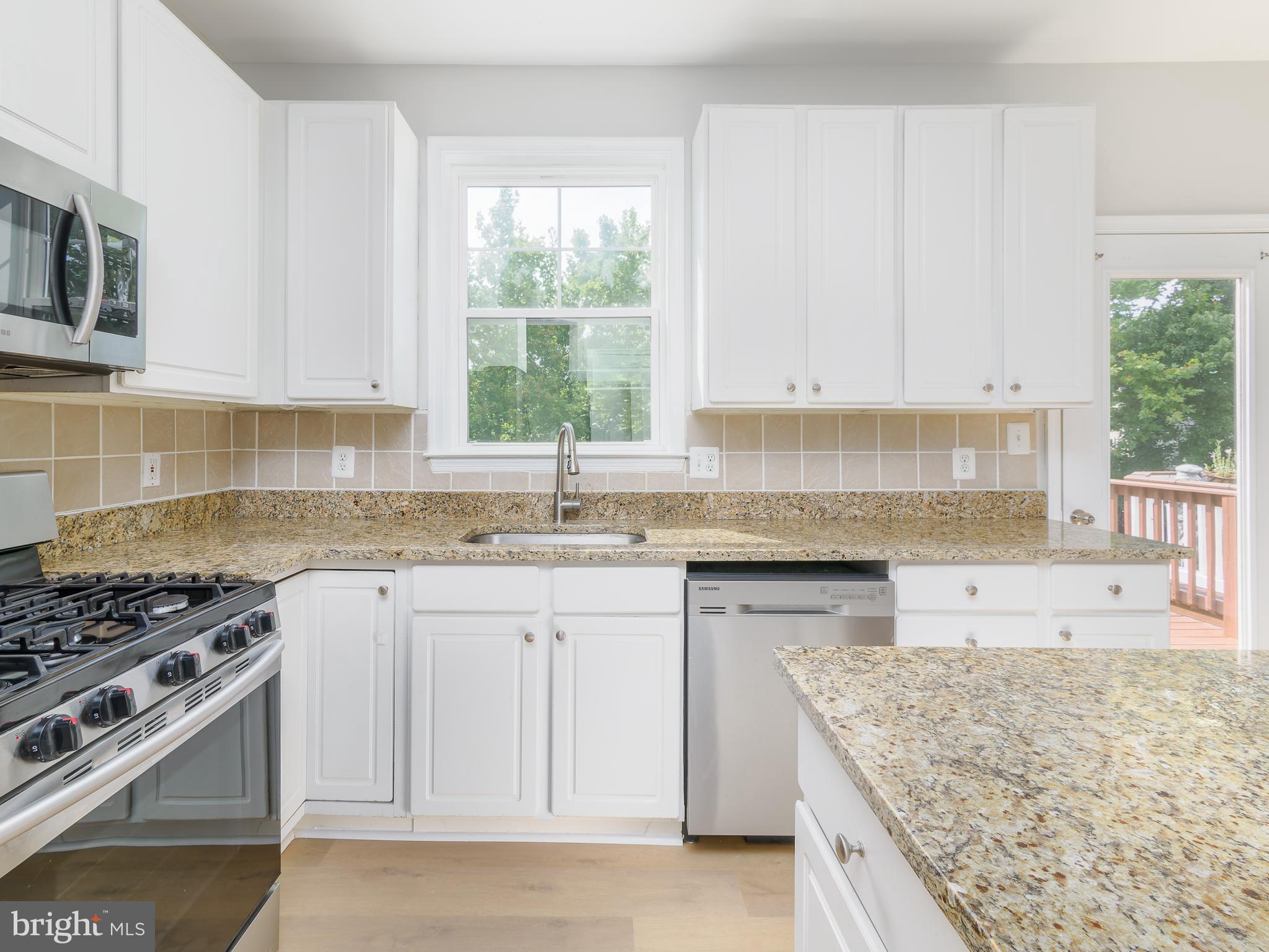 42853 Golf View Drive Chantilly, VA 20152 - Photo 5 of 23