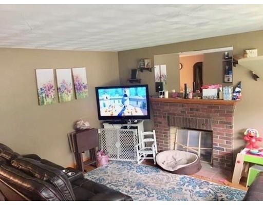 31 Devine Road Randolph, MA 02368 - Photo 3 of 18 Gallery Image 3