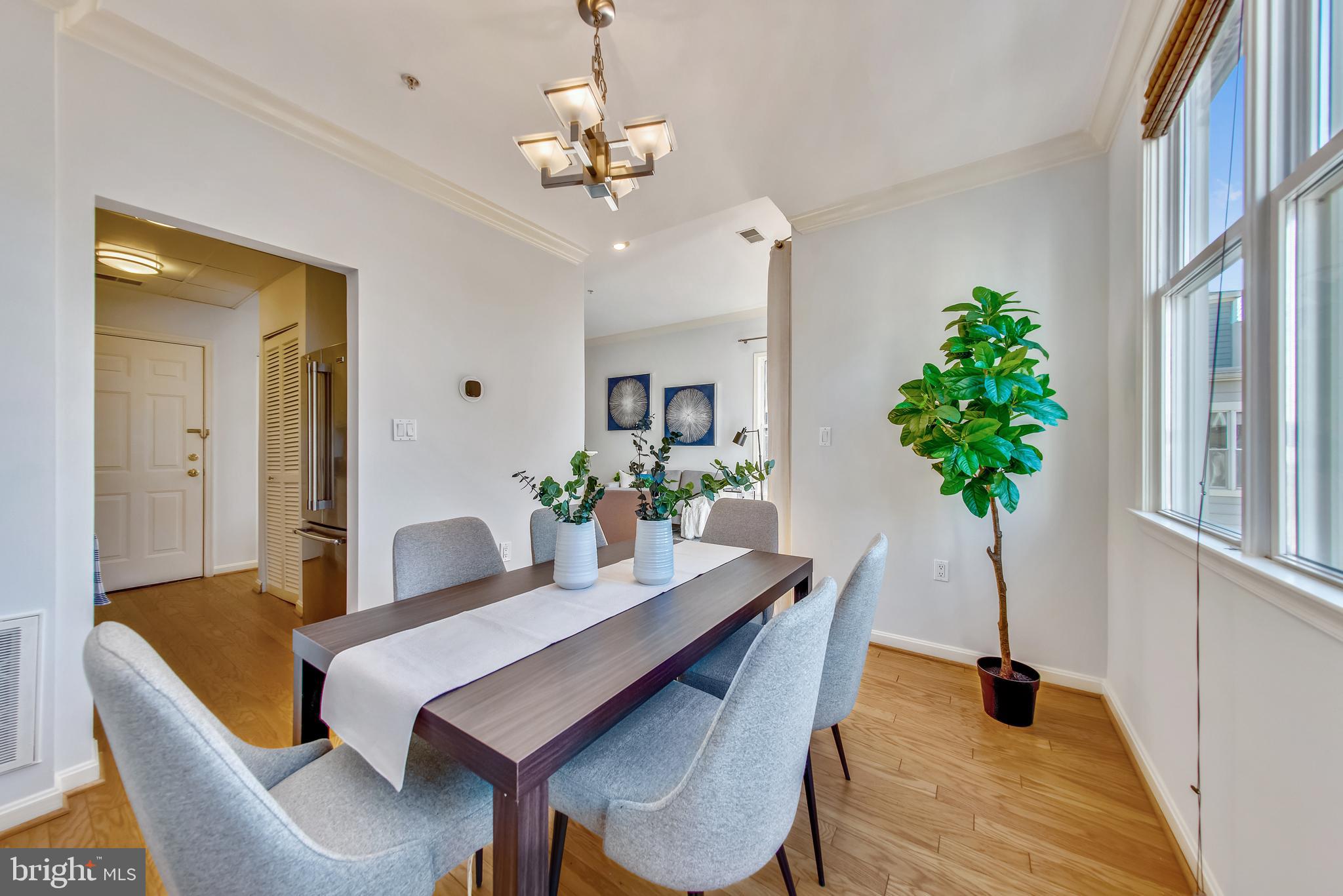 2406 19th Street Northwest, Unit 63 Washington, DC 20009 - Photo 11 of 34 Dining room can host Thanksgiving dinner!