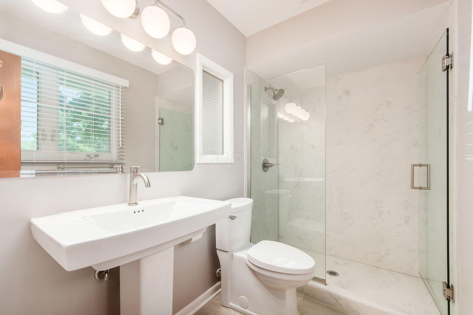4284 Rudy Road Columbus, OH 43214 - Photo 12 of 38 Primary Bath
