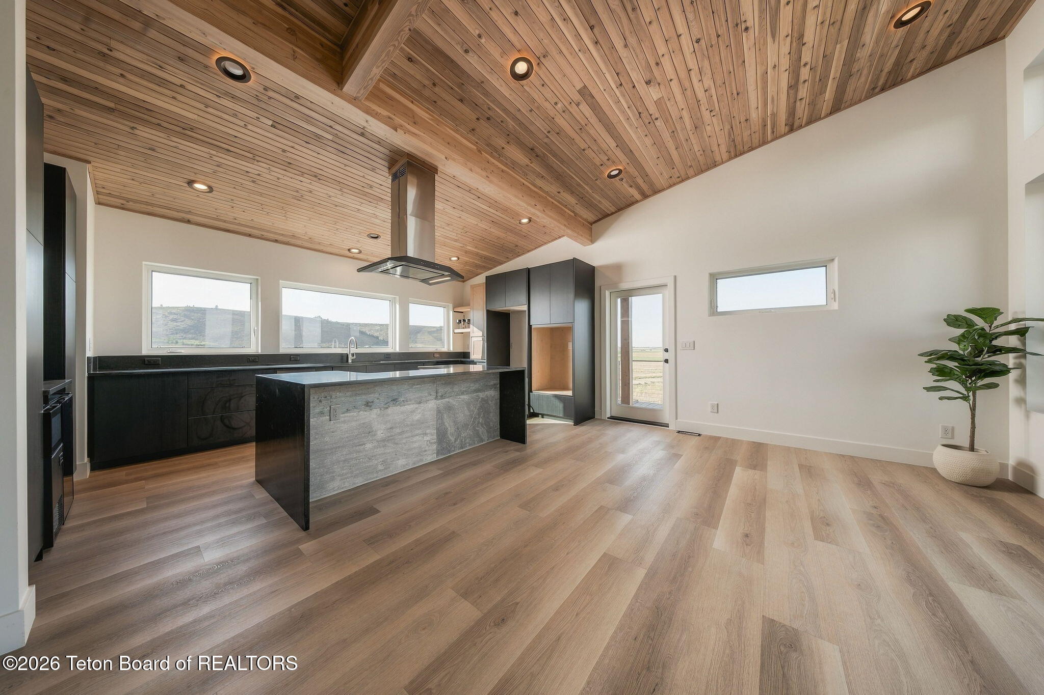 8460 Fawn Ridge Lane Tetonia, ID 83452 - Photo 19 of 56 Kitchen Entrance