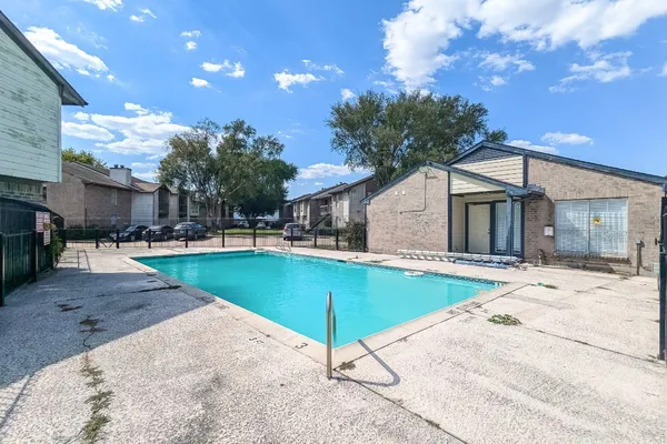 $69,000 | 12615 Brookglade Circle, Unit 201, Houston, TX 77099