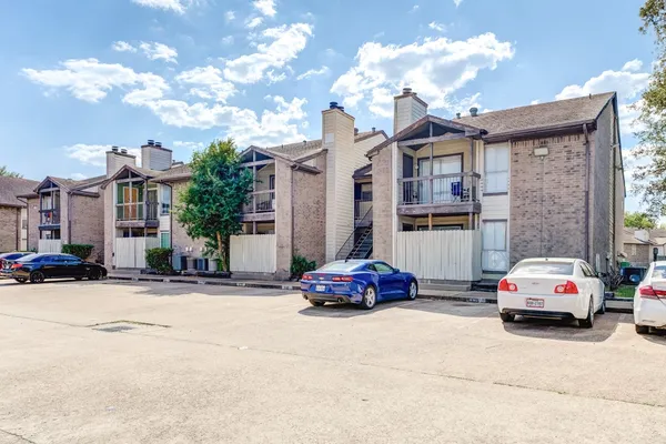 $69,000 | 12615 Brookglade Circle, Unit 201, Houston, TX 77099