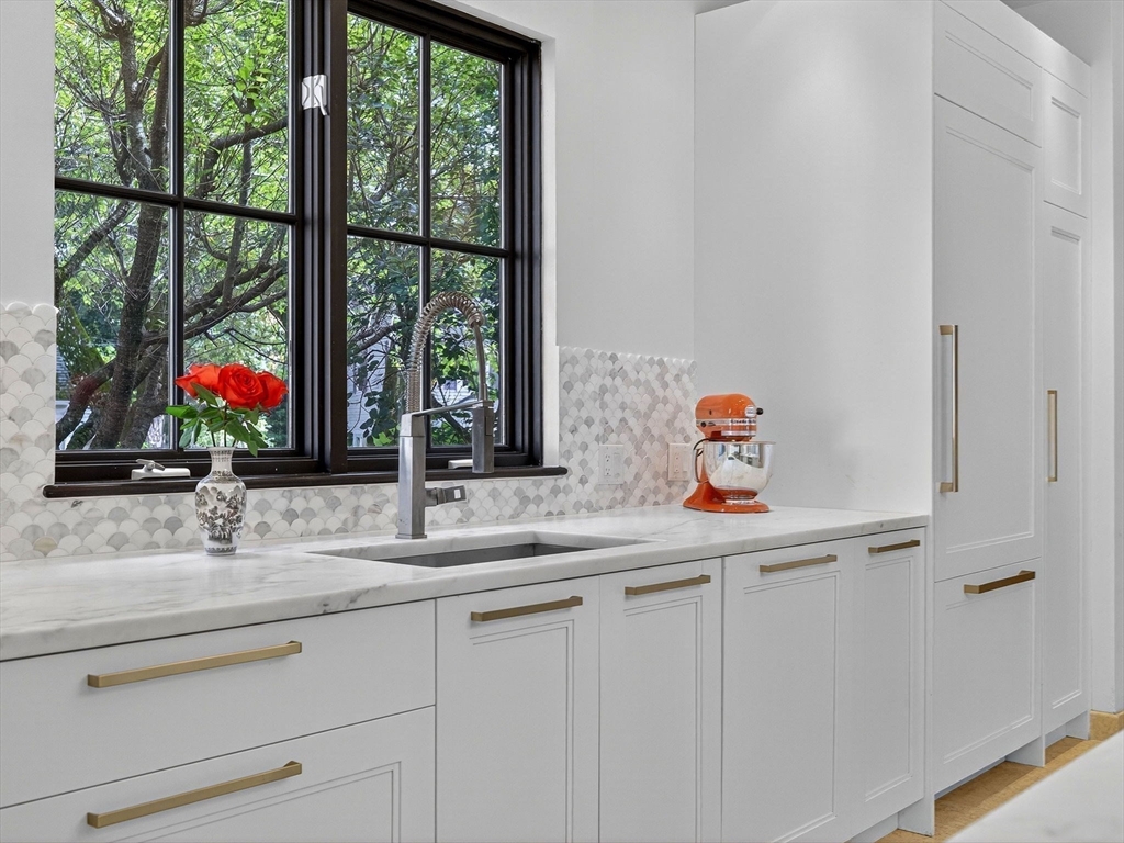 18 Middlesex Street Winchester, MA 01890 - Photo 14 of 32