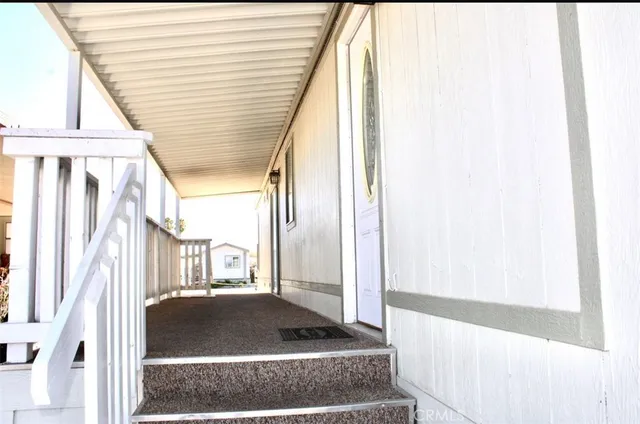 a view of an entryway