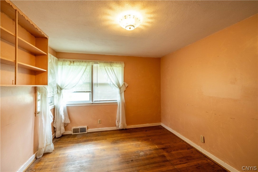 107 Mott Road Fayetteville, NY 13066 - Photo 19 of 47 Gallery Image 19