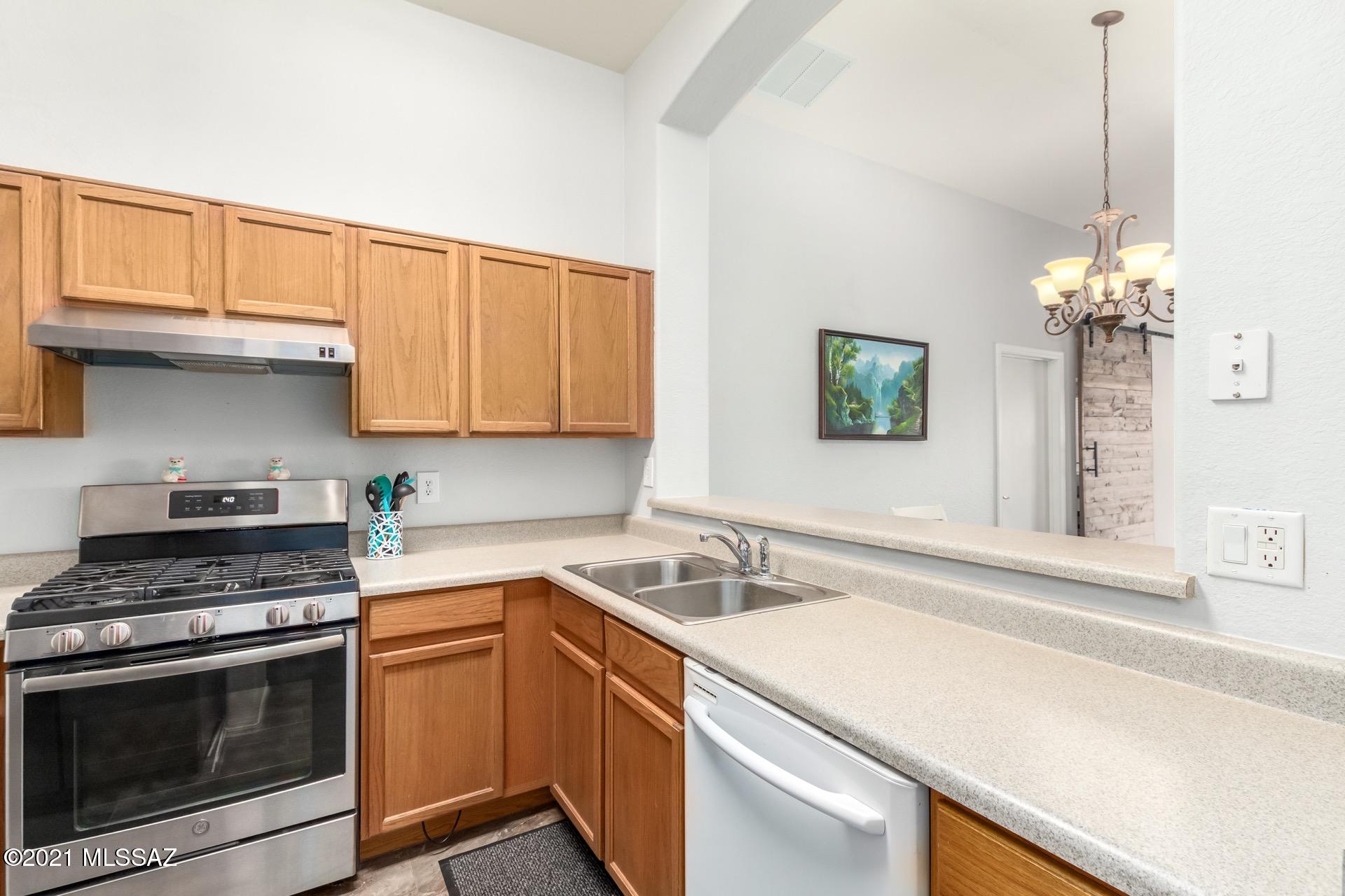 464 East Greg Rock Road Vail, AZ 85641 - Photo 10 of 26