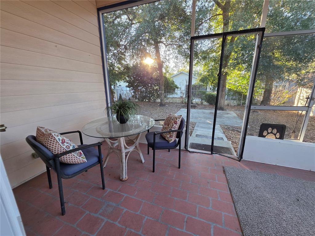 2116 Northeast 40th Terrace Ocala, FL 34470 - Photo 28 of 37 a view of a two chairs in the roof deck