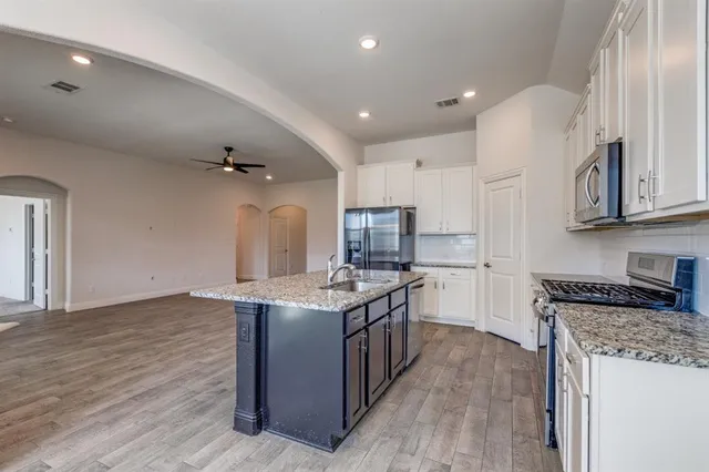 a view of a entertaining space