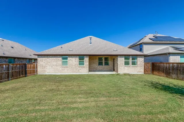 $2,500 | 6224 Cheshire Street, Aubrey, TX 76227