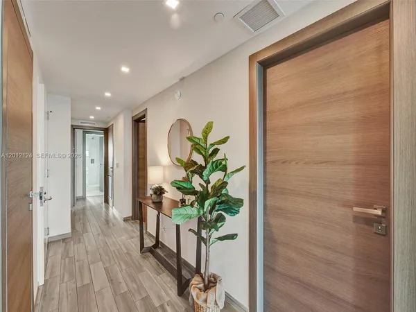 $6,250 | 460 Northeast 28th Street, Unit 1701, Miami, FL 33137