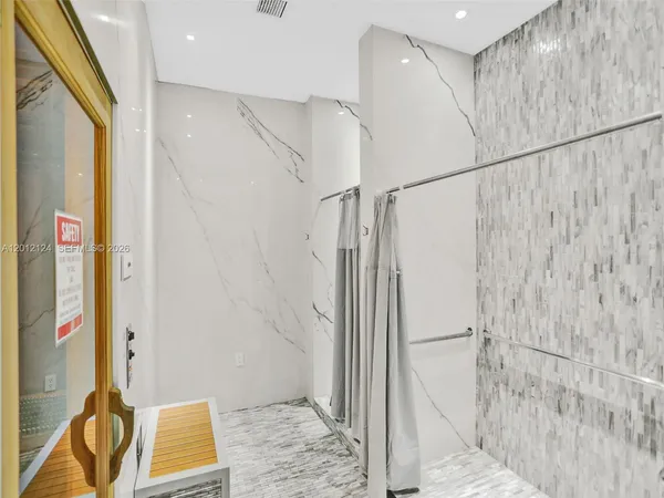 $6,250 | 460 Northeast 28th Street, Unit 1701, Miami, FL 33137