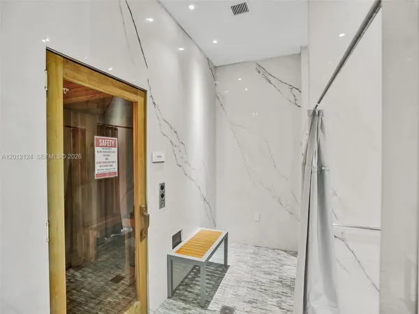 $6,250 | 460 Northeast 28th Street, Unit 1701, Miami, FL 33137