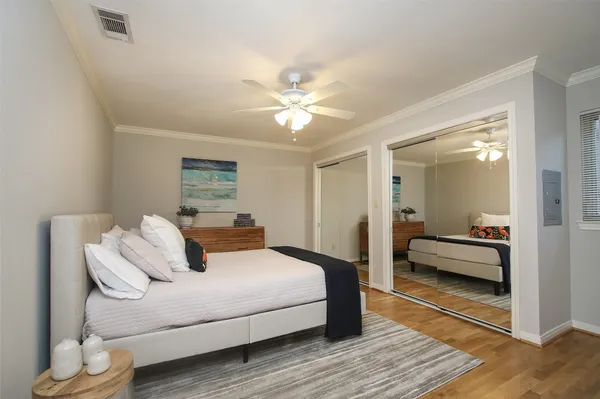 $1,245 | 1307 Welch Street, Unit 4, Houston, TX 77006