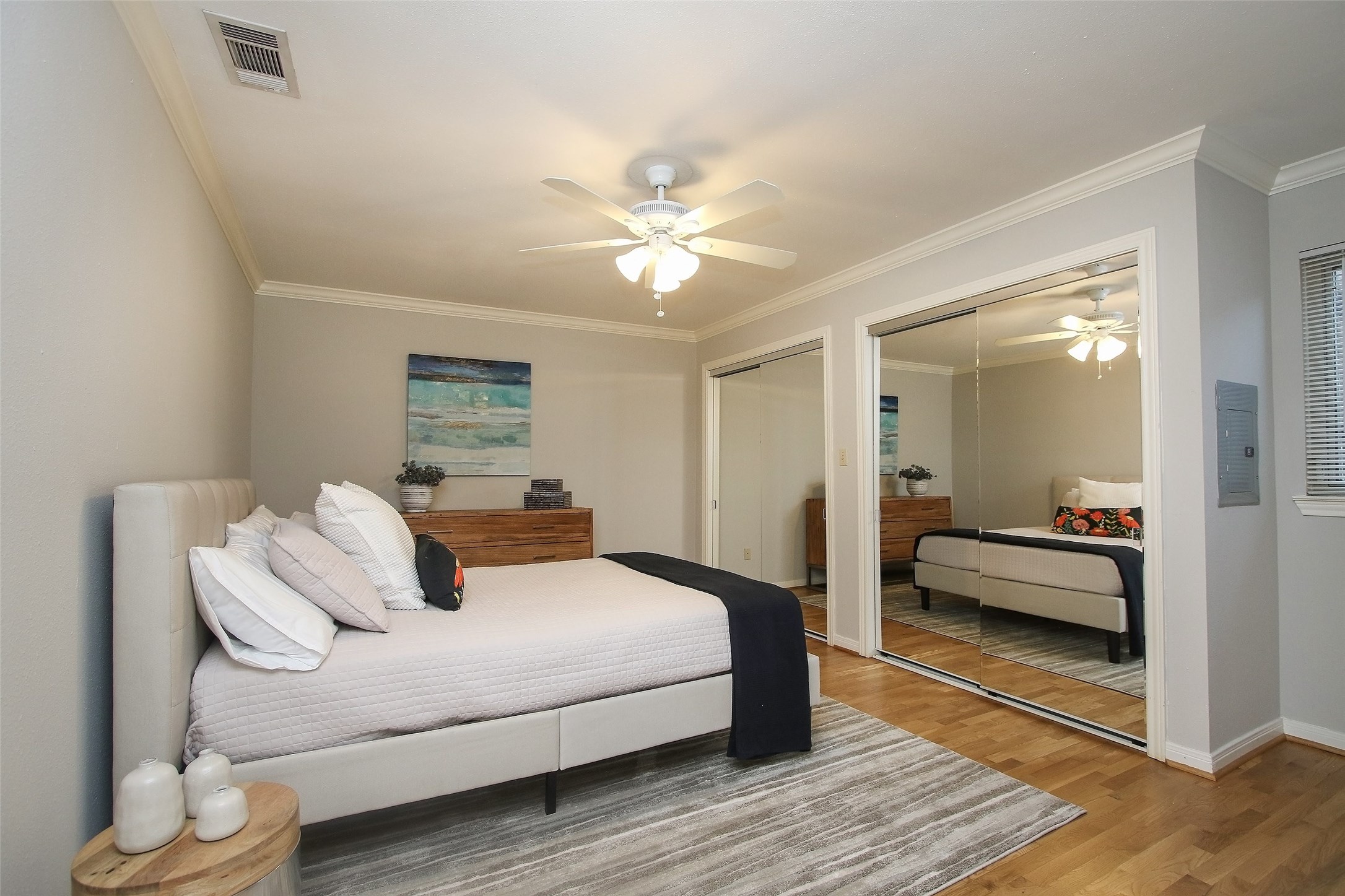 1307 Welch Street, Unit 4 Houston, TX 77006 - Photo 17 of 23