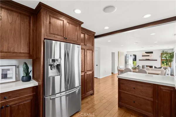 $2,495,000 | 991 Meadowlark Drive, Laguna Beach, CA 92651