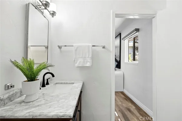 $2,495,000 | 991 Meadowlark Drive, Laguna Beach, CA 92651