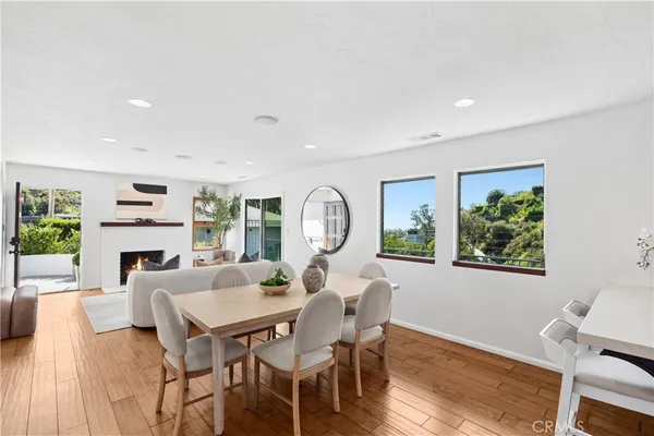 $2,495,000 | 991 Meadowlark Drive, Laguna Beach, CA 92651