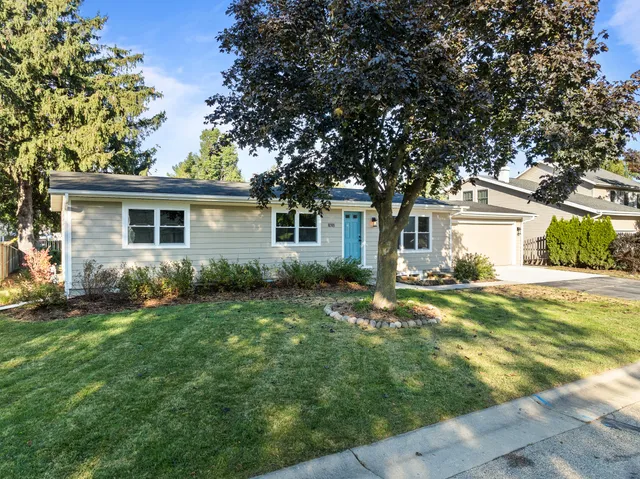 $3,000 | 1018 Bonnie Brae Lane, Lake Geneva, WI 53147