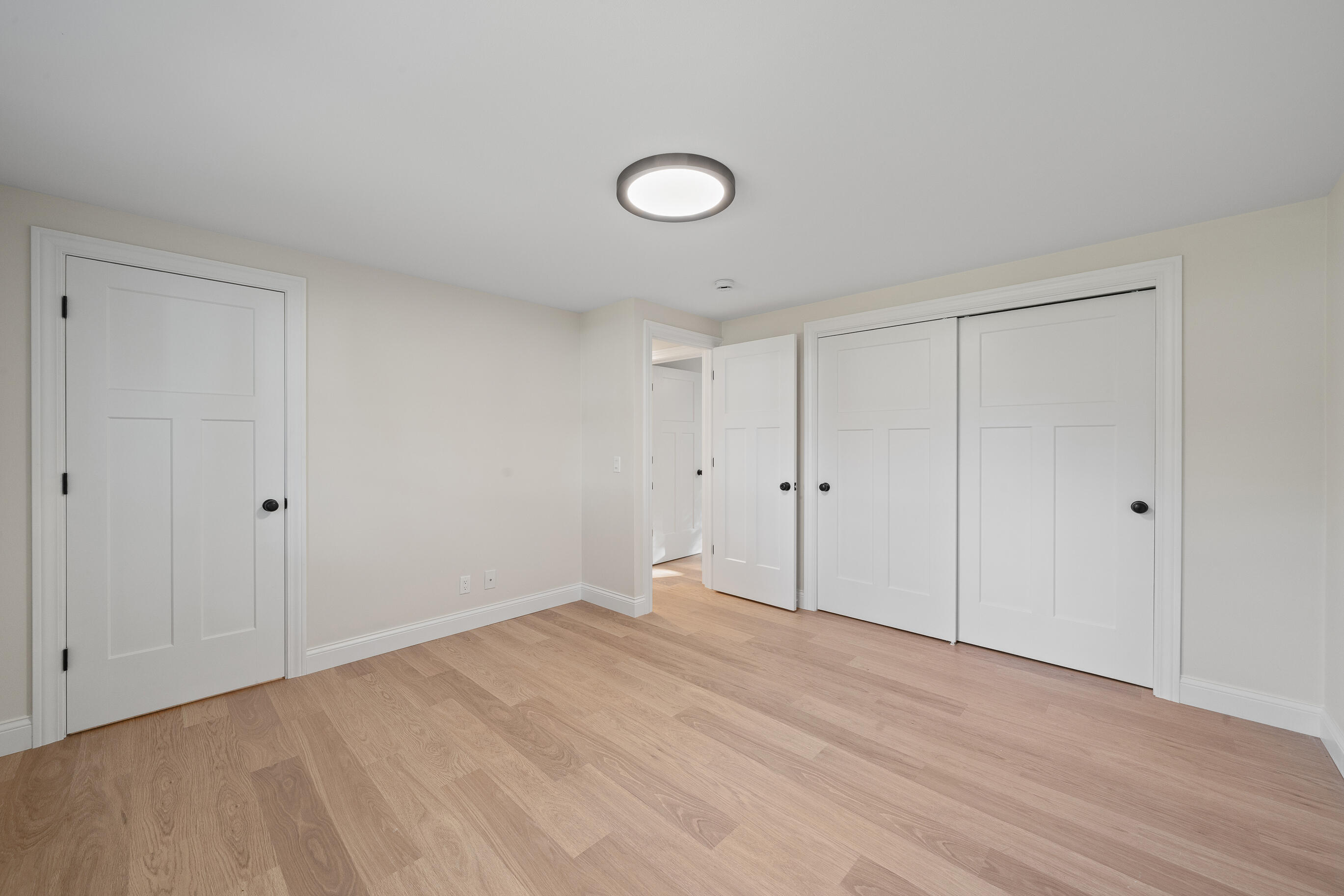 1018 Bonnie Brae Lane Lake Geneva, WI 53147 - Photo 27 of 64 Primary bedroom