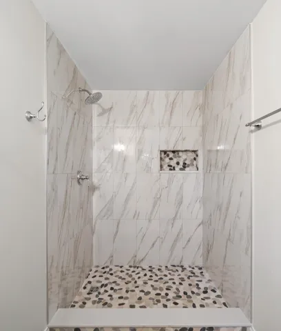 $3,000 | 1018 Bonnie Brae Lane, Lake Geneva, WI 53147