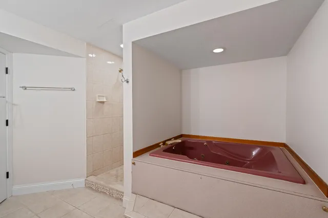 $3,000 | 1018 Bonnie Brae Lane, Lake Geneva, WI 53147