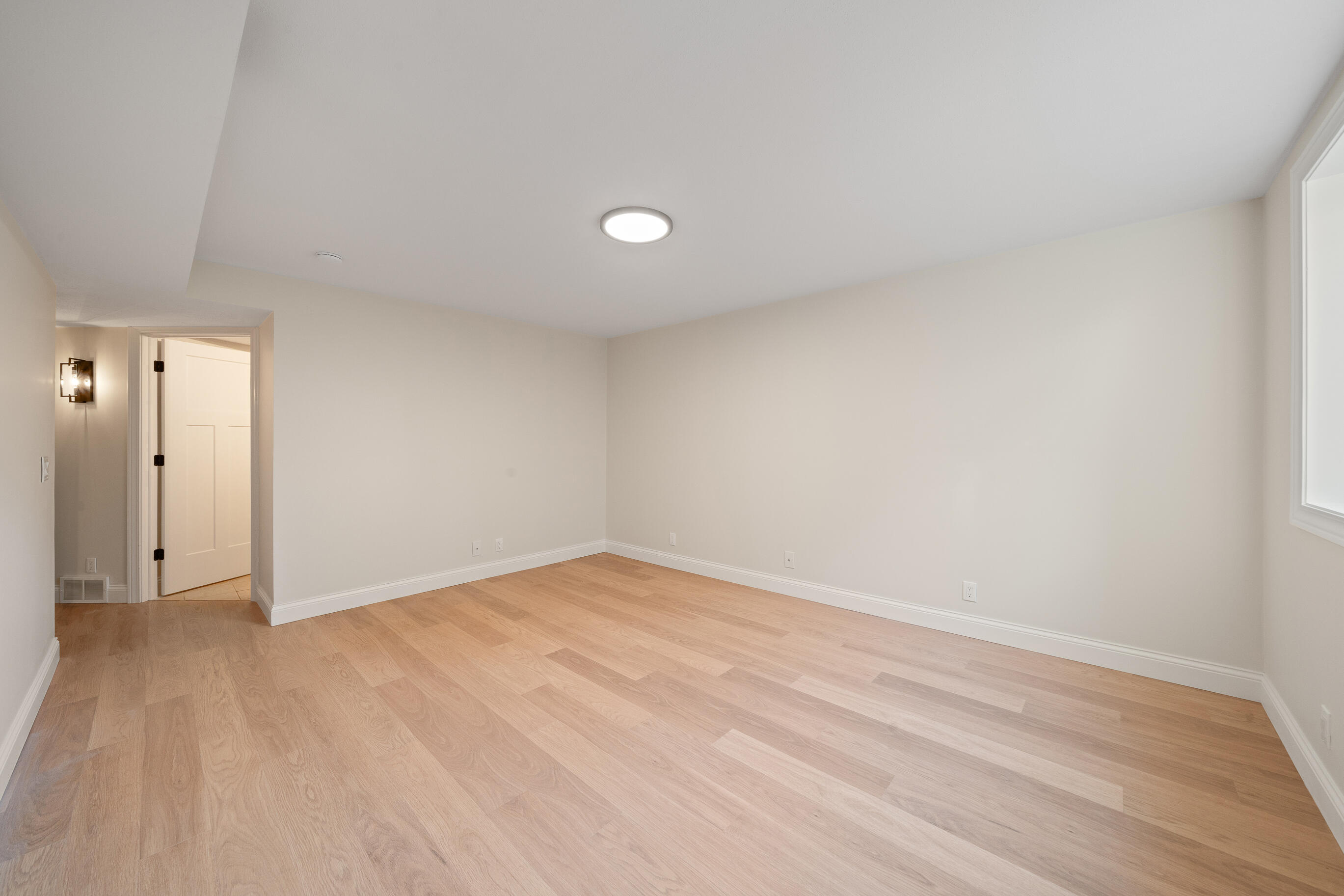 1018 Bonnie Brae Lane Lake Geneva, WI 53147 - Photo 41 of 64 Bedroom #4